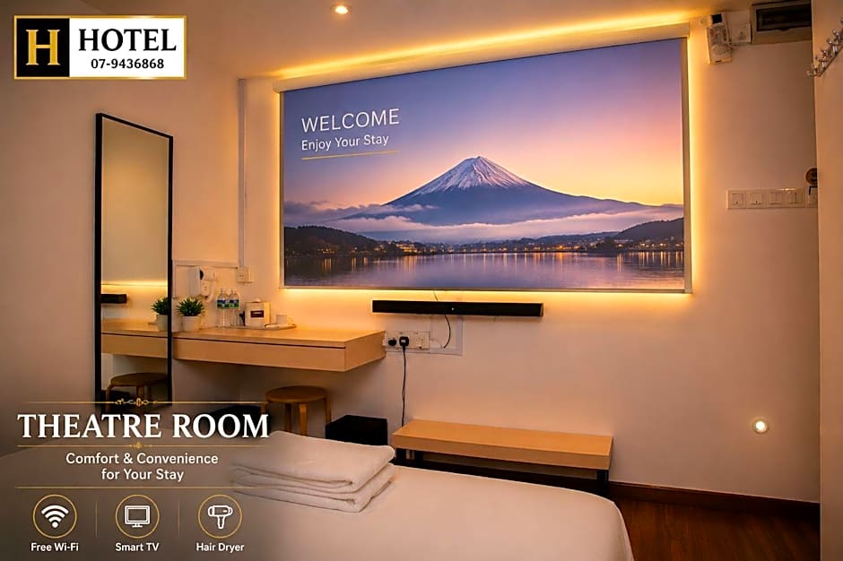 H hotel