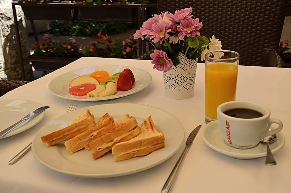 Garni Hotel Le Petit Piaf