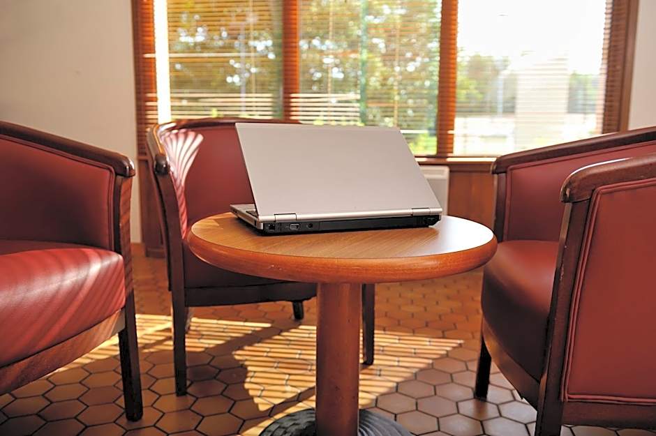 Campanile Nancy Est - Essey