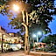 Pandu Lakeside Parapat Hotel