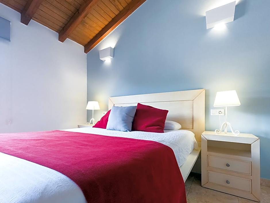 AROHAZ Hotel & Restaurante