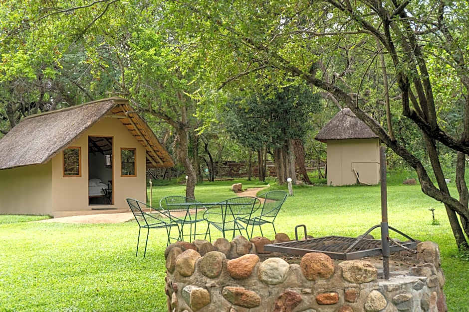 Shumba Safari Bush Camp