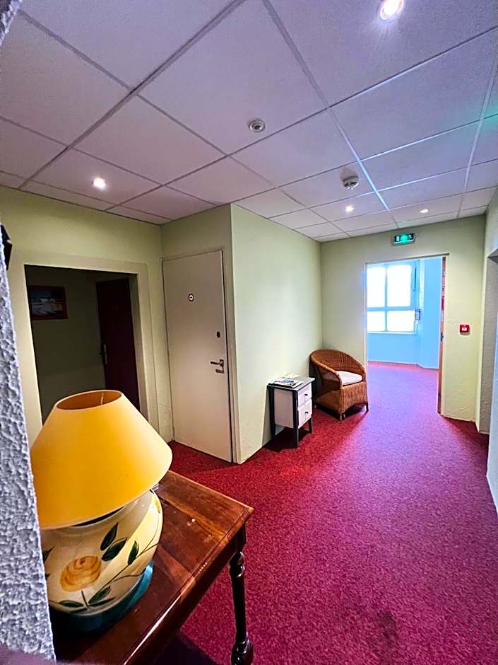 HOTEL DES VOYAGEURS