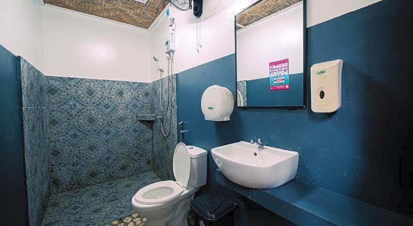 Mad Monkey Hostel Siargao