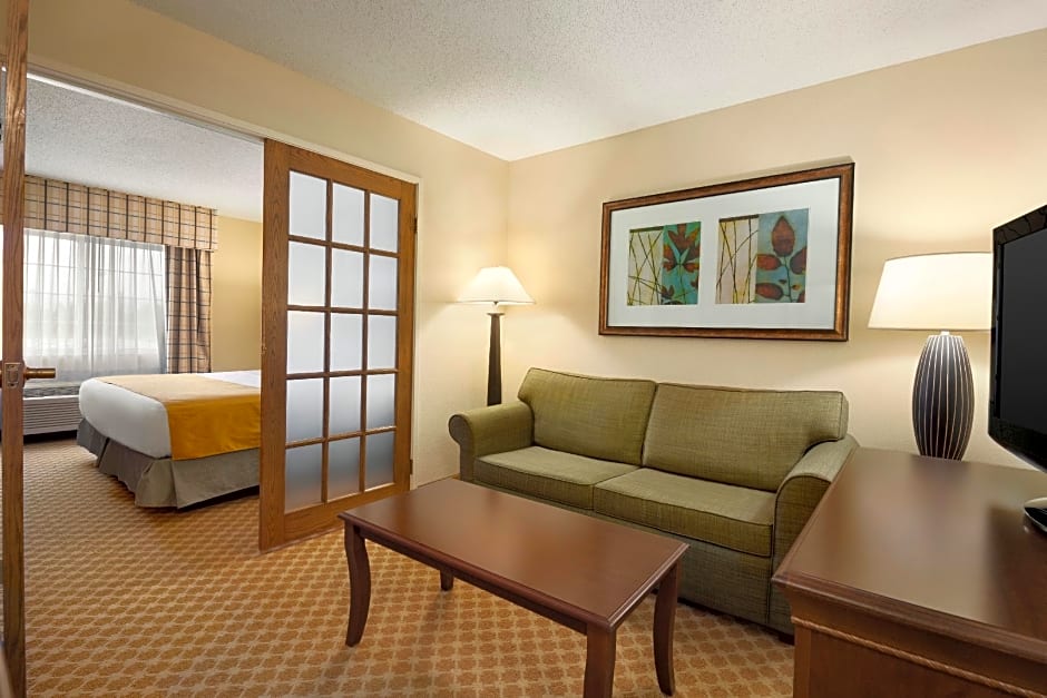 Country Inn & Suites by Radisson, Owatonna, MN