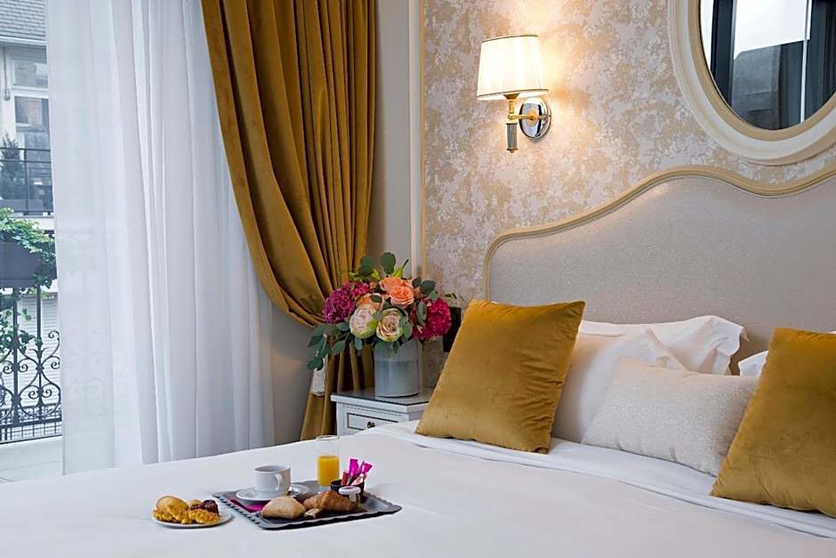 Hotel Saint Petersbourg Opera