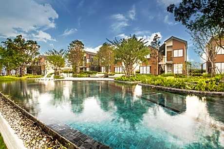 Saksiam Lakeside Resort