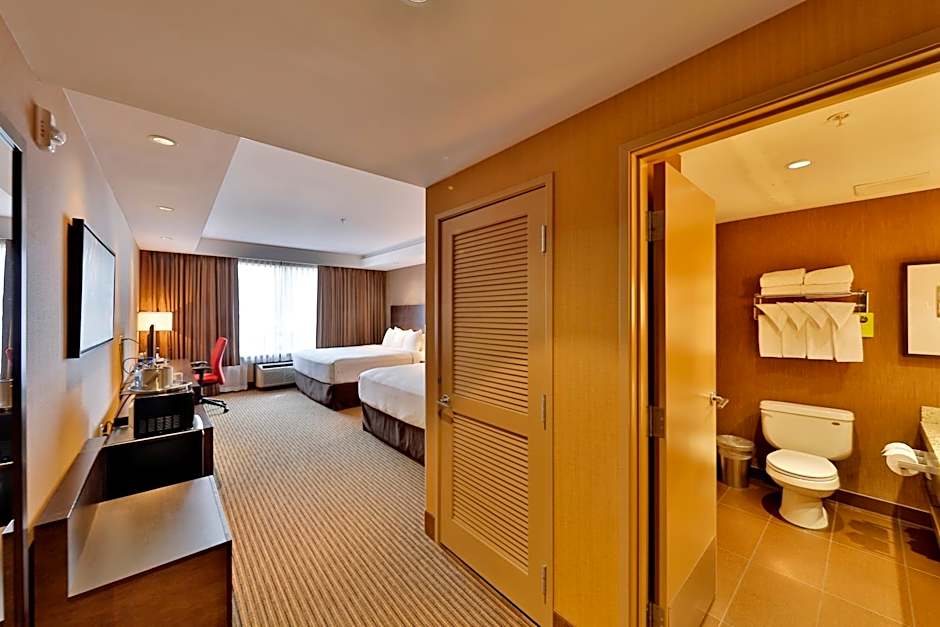 Edmonton Hotel & Convention Center Edmonton