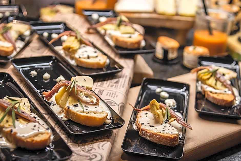 ALEGRIA Plaza Paris 4*Sup