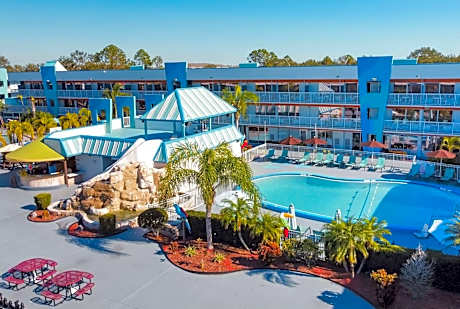 Ramada by Wyndham Hotel & Water Park