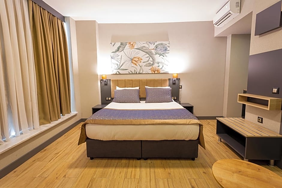 Levor Hotel