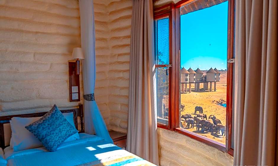 Salt Lick Safari Lodge