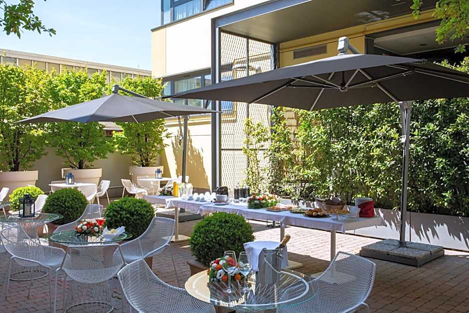 Euro Hotel Residence