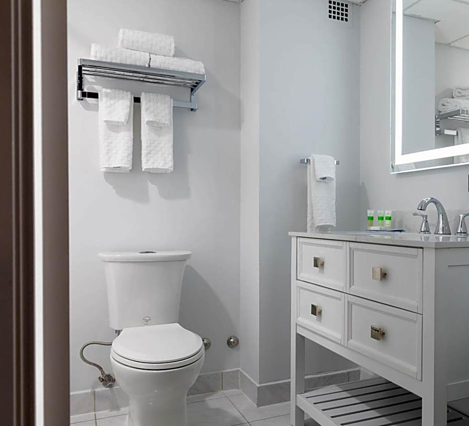 Sawridge Inn and Conference Centre Edmonton South