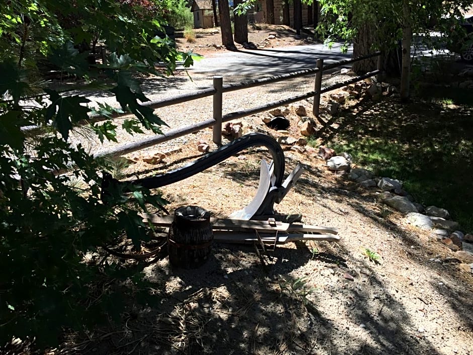 Goldmine Lodge