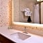 Holiday Inn & Suites Raleigh-Cary (I-40 @Walnut St) By IHG