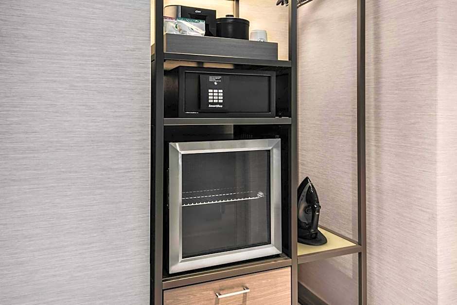 AC Hotel by Marriott Charlotte City Center