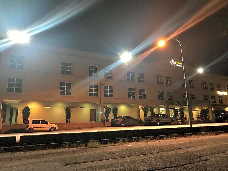 Aeton Hotel Nilai