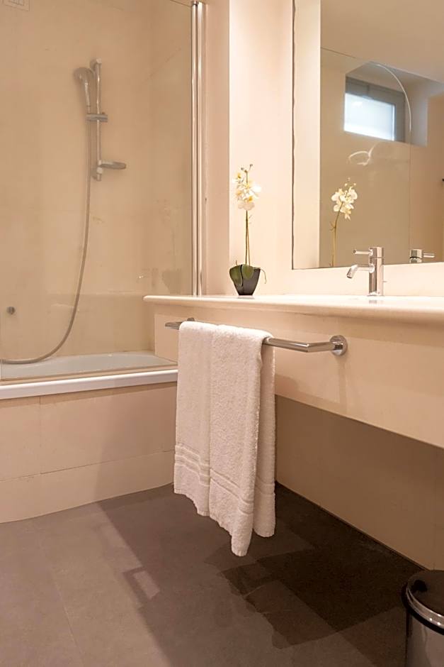 Home 15 Residence Hotel