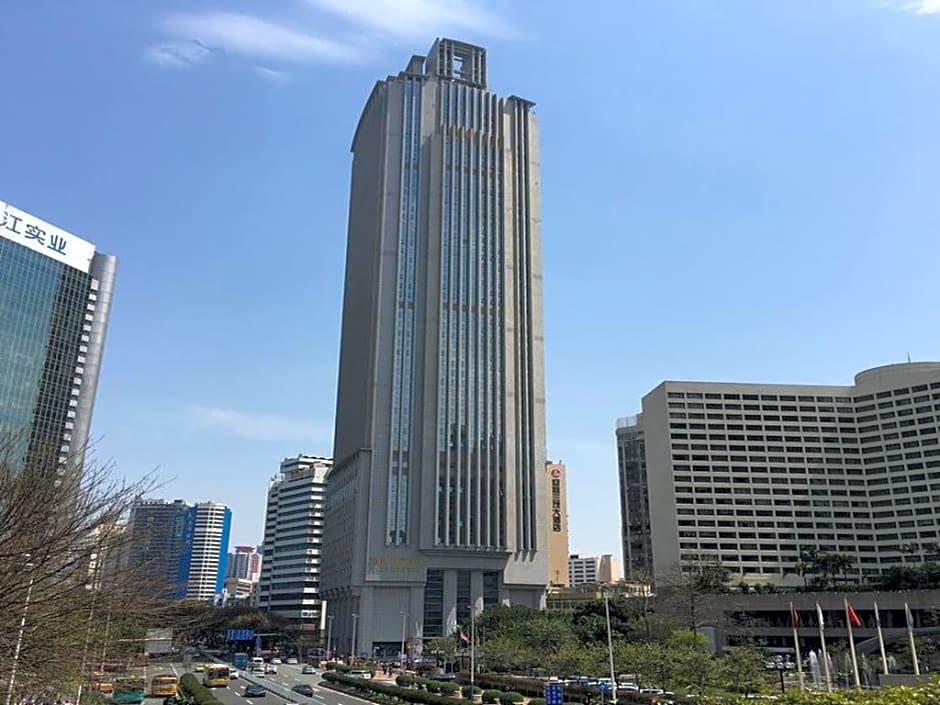 Grand Eastern International Apartment