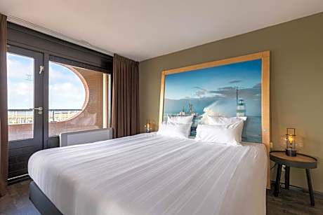Suite 1 King Bed