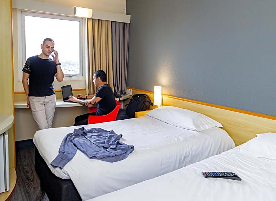 Ibis Criciuma
