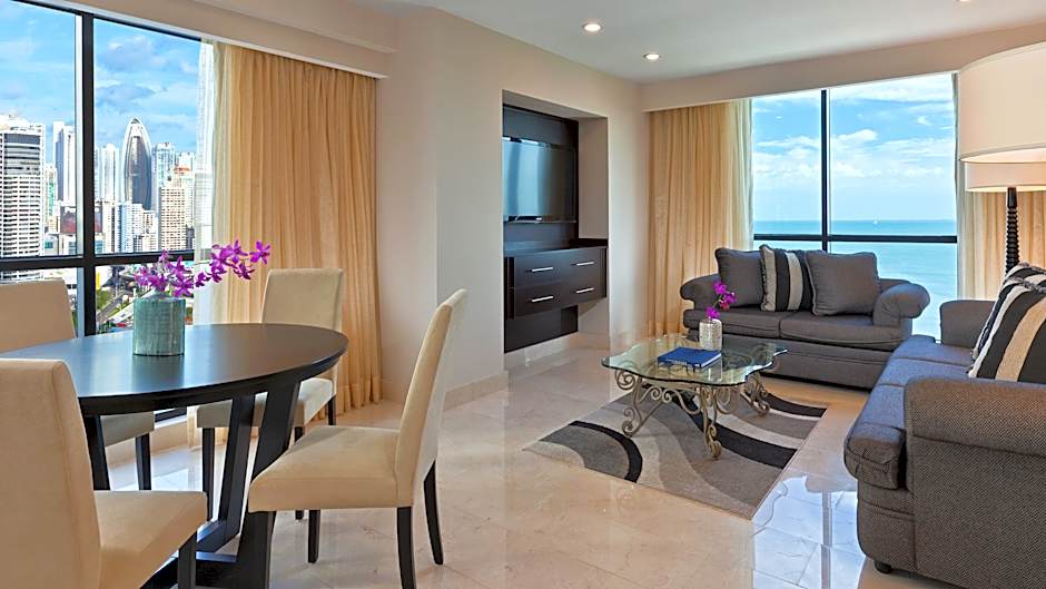 Photo 1 of 3 of Deluxe Intercontinental