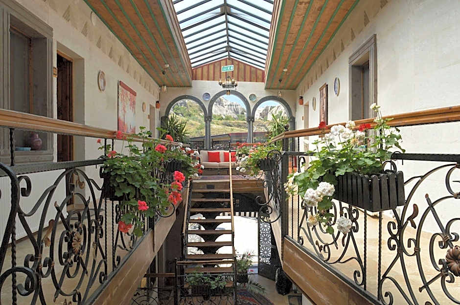 Grand Elite Cave Suites