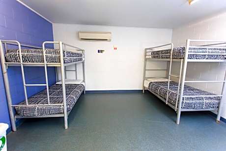 Bed in 4-Bed Female Dormitory with Ensuite