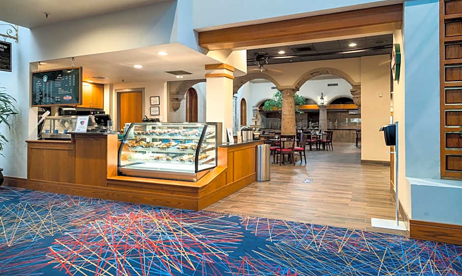 MCM Eleganté Hotel & Conference Center