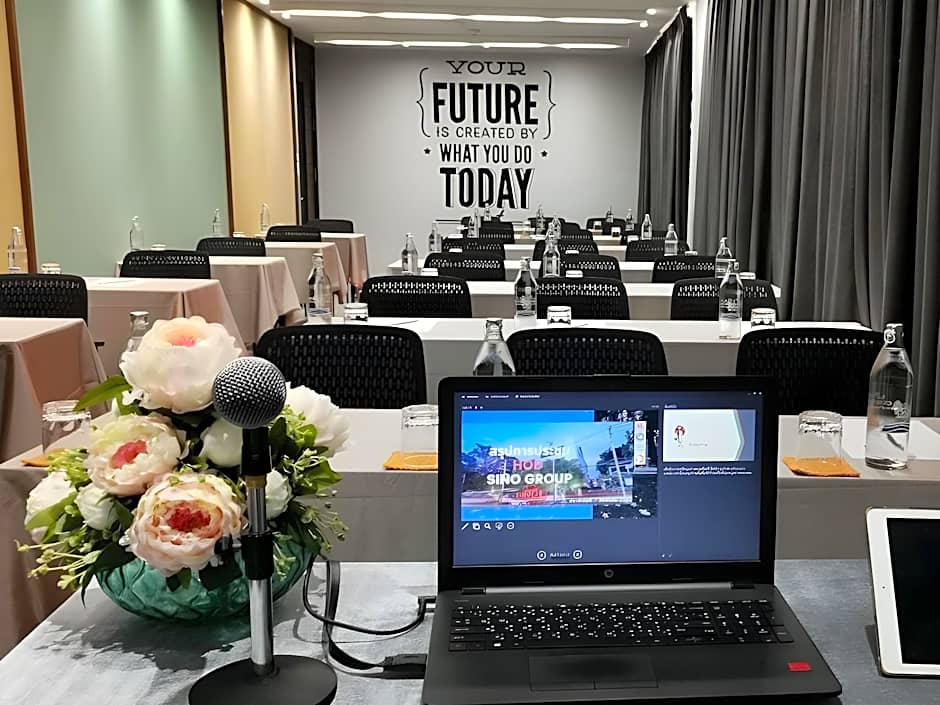 Sino House Phuket Hotel - SHA Plus
