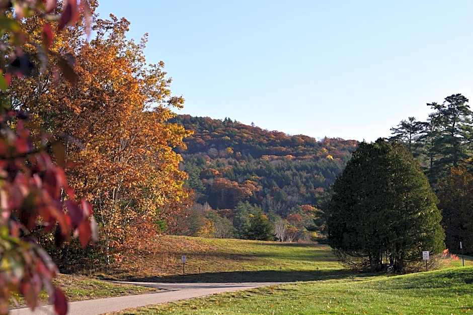 White Mountain Escape - Ski Attitash