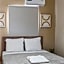Curadise Living