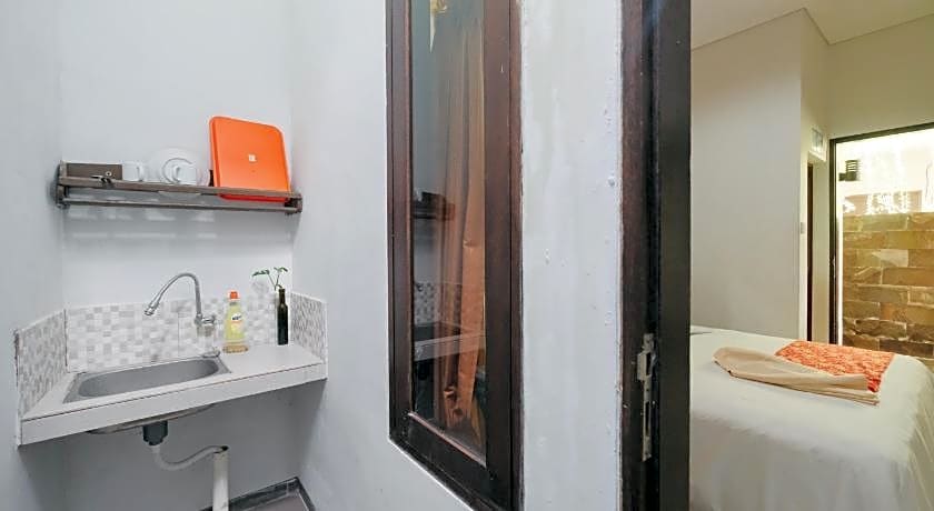 OYO 2438 D'Tamblingan Guesthouse