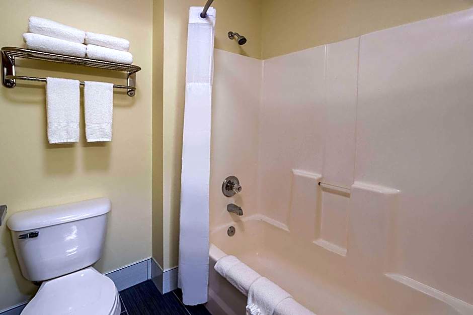 Days Inn by Wyndham Grayson