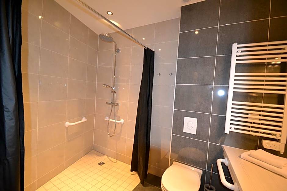 Hôtel Restaurant Les Alizés