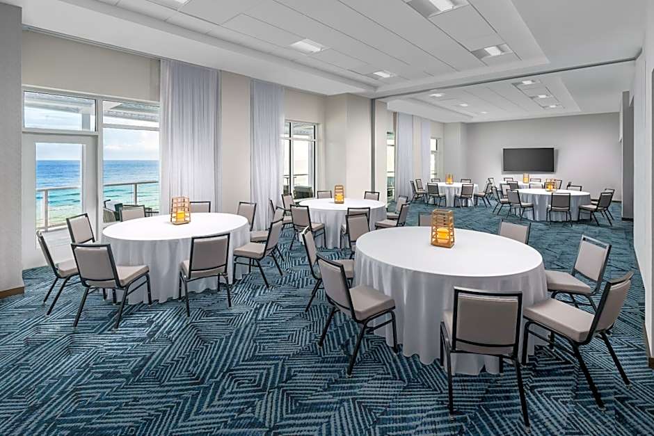 Hyatt Place Panama City Beach - Beachfront