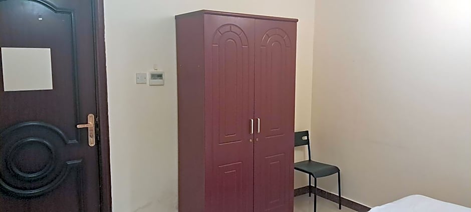 Top House Zayed Airport AUH