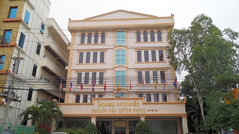 Douangpraseuth Hotel
