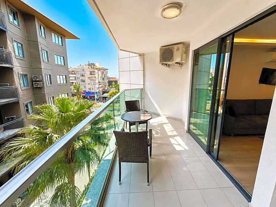 Delfino Apart Hotel