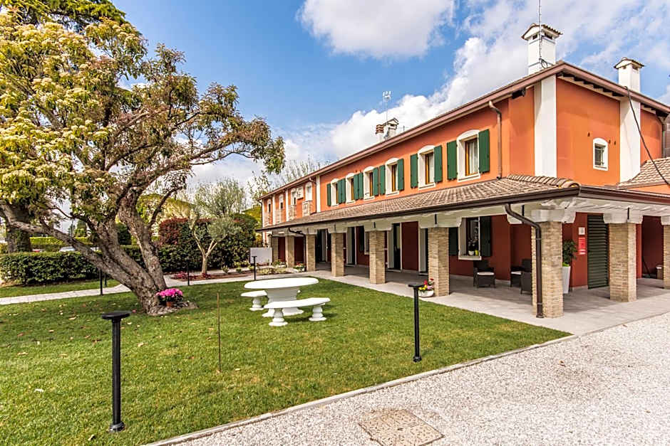 Hotel Residence - Il Giardino del Cigno