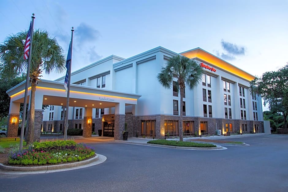 Hampton Inn Patriots Point