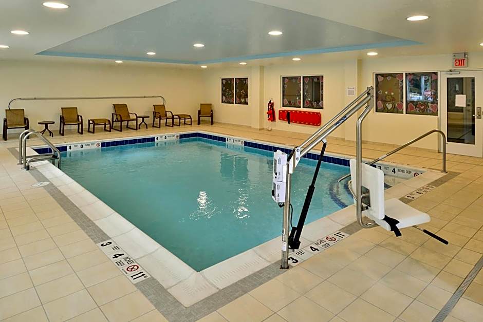 Holiday Inn Express & Suites Peekskill-Lower Hudson Valley By IHG