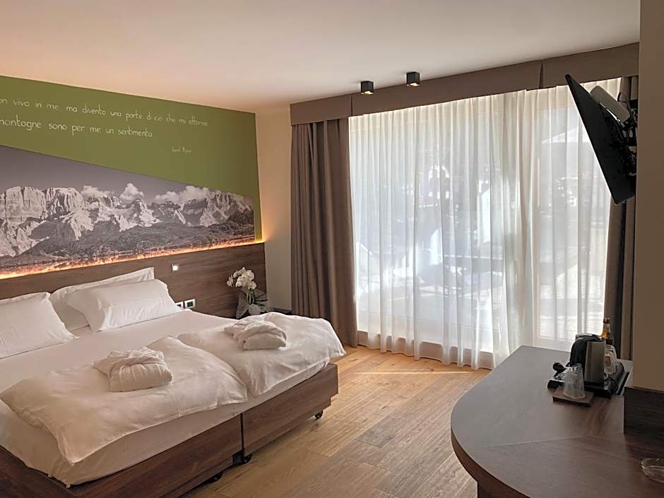Photo 1 of 15 of Deluxe 1 Double Bed or 2 Beds, Terrace