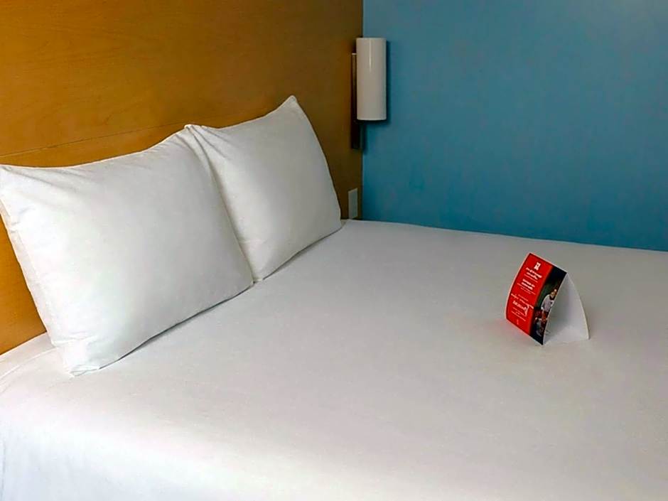 Ibis Mexico Perinorte