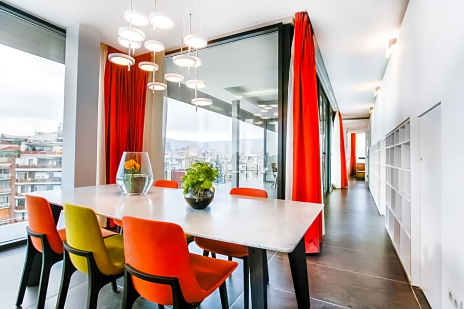 Cosmo Apartments Sants