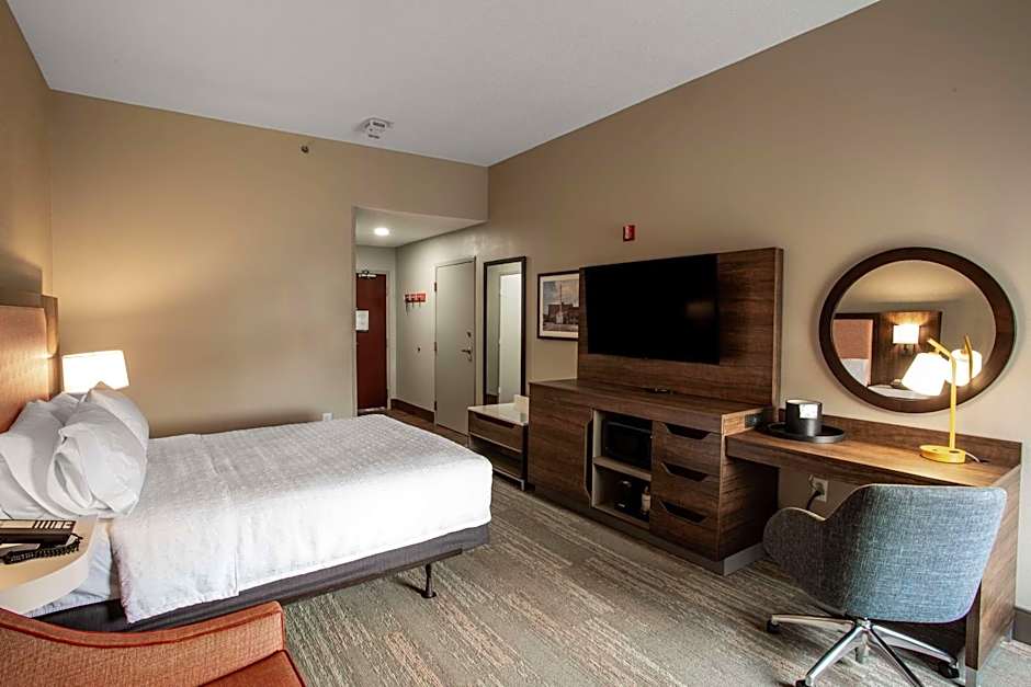 Hampton Inn By Hilton Springfield