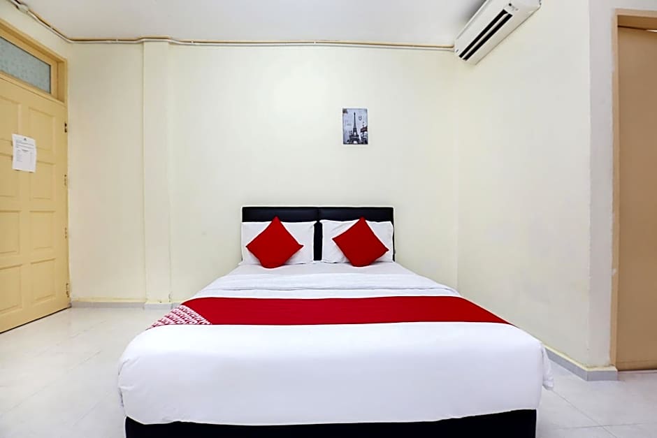 Hotel O Pelangi Marang