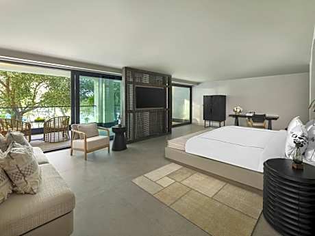 Executive Suite