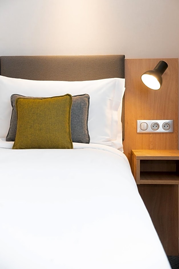 Holiday Inn Paris CDG Airport By IHG
